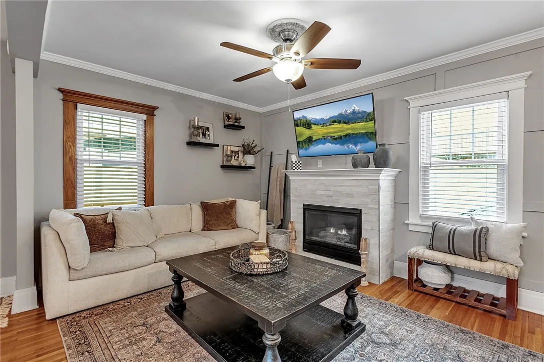 57 Larchmont Road, Buffalo, New York 14214, Buffalo, New York 14214, 4 Bedrooms Bedrooms, 8 Rooms Rooms,2 BathroomsBathrooms,Residential,For Sale,57 Larchmont Road, Buffalo, New York 14214,0,R1650353