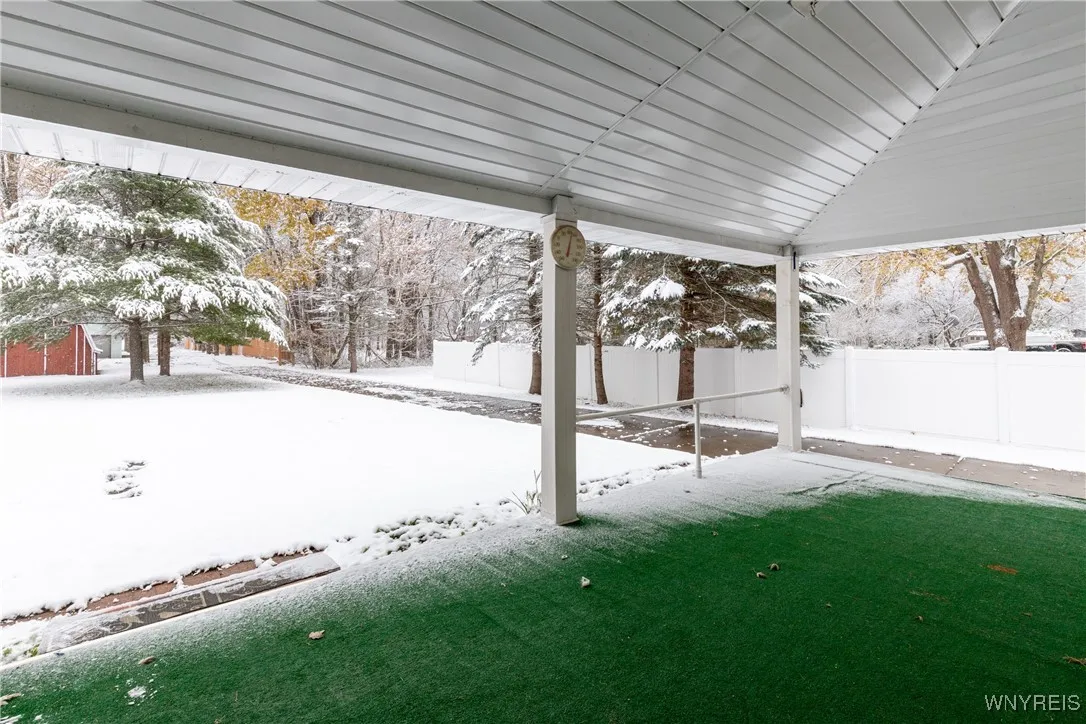 Rear covered porch