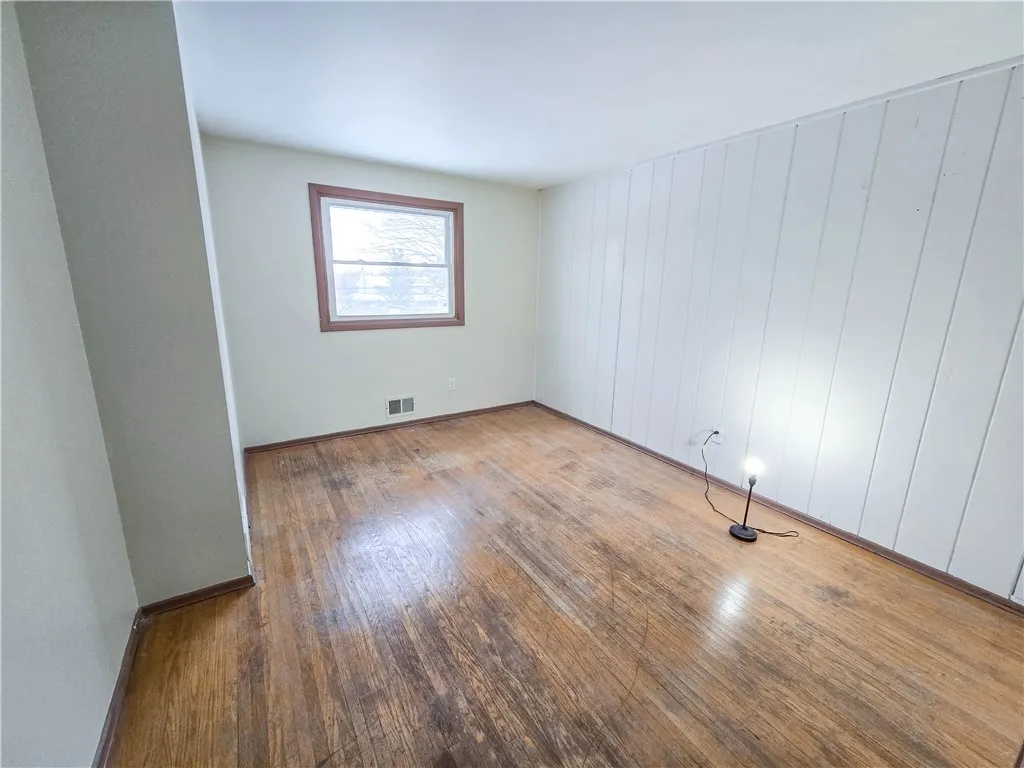 512 Bromley Road, Riga, New York 14428, Riga, New York 14428, 3 Bedrooms Bedrooms, 5 Rooms Rooms,1 BathroomBathrooms,Residential Lease,For Rent,512 Bromley Road, Riga, New York 14428,0,R1649476