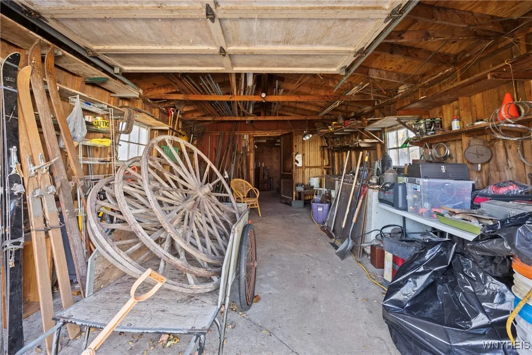 detached garage connects to large rear barn workshop