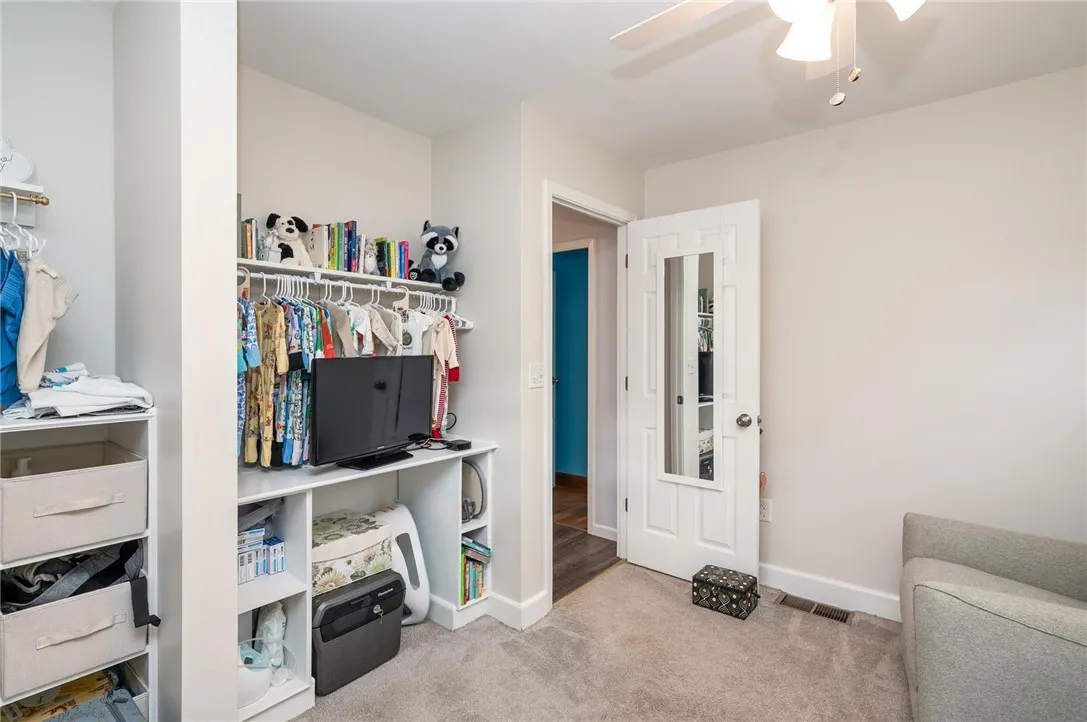 14 Hilltop Dr, Leroy, New York 14482, Leroy, New York 14482, 2 Bedrooms Bedrooms, 7 Rooms Rooms,1 BathroomBathrooms,Residential,For Sale,14 Hilltop Dr, Leroy, New York 14482,0,R1650406
