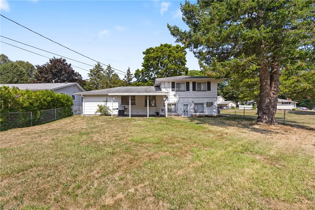 189 Lawson Road, Greece, New York 14616, Greece, New York 14616, 3 Bedrooms Bedrooms, 8 Rooms Rooms,1 BathroomBathrooms,Residential Lease,Closed,189 Lawson Road, Greece, New York 14616,0,R1650395