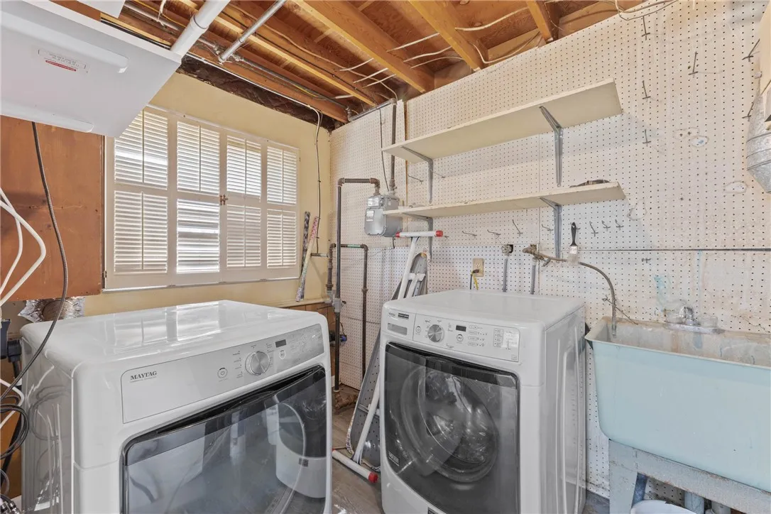 189 Lawson Road, Greece, New York 14616, Greece, New York 14616, 3 Bedrooms Bedrooms, 8 Rooms Rooms,1 BathroomBathrooms,Residential Lease,Closed,189 Lawson Road, Greece, New York 14616,0,R1650395