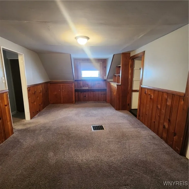 38 Wyandotte Avenue, Buffalo, New York 14207, Buffalo, New York 14207, 4 Bedrooms Bedrooms, 7 Rooms Rooms,1 BathroomBathrooms,Residential,For Sale,38 Wyandotte Avenue, Buffalo, New York 14207,0,B1650428