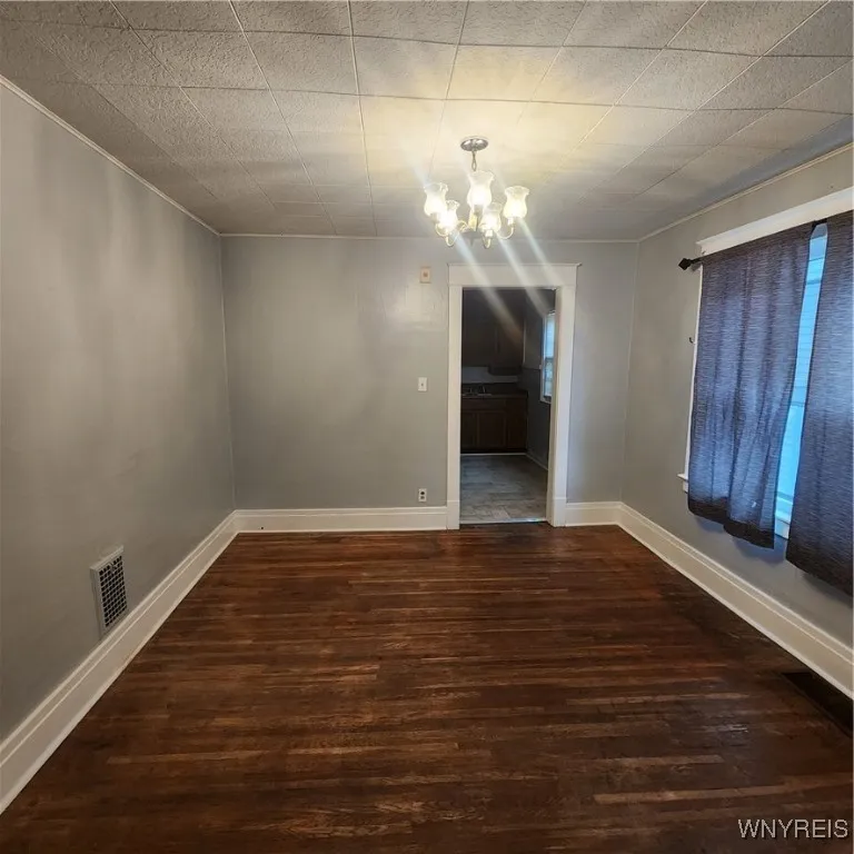 38 Wyandotte Avenue, Buffalo, New York 14207, Buffalo, New York 14207, 4 Bedrooms Bedrooms, 7 Rooms Rooms,1 BathroomBathrooms,Residential,For Sale,38 Wyandotte Avenue, Buffalo, New York 14207,0,B1650428