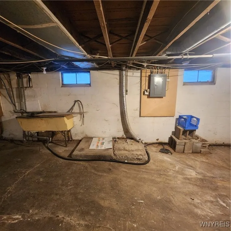 38 Wyandotte Avenue, Buffalo, New York 14207, Buffalo, New York 14207, 4 Bedrooms Bedrooms, 7 Rooms Rooms,1 BathroomBathrooms,Residential,For Sale,38 Wyandotte Avenue, Buffalo, New York 14207,0,B1650428
