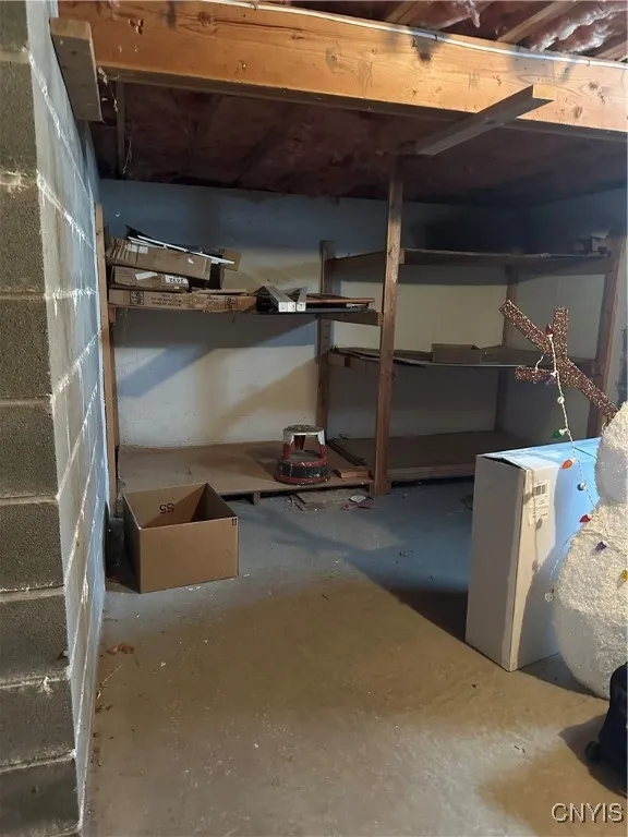 2809 Sharon Street, Brutus, New York 13166, Brutus, New York 13166, 4 Bedrooms Bedrooms, 9 Rooms Rooms,2 BathroomsBathrooms,Residential,For Sale,2809 Sharon Street, Brutus, New York 13166,0,S1650424