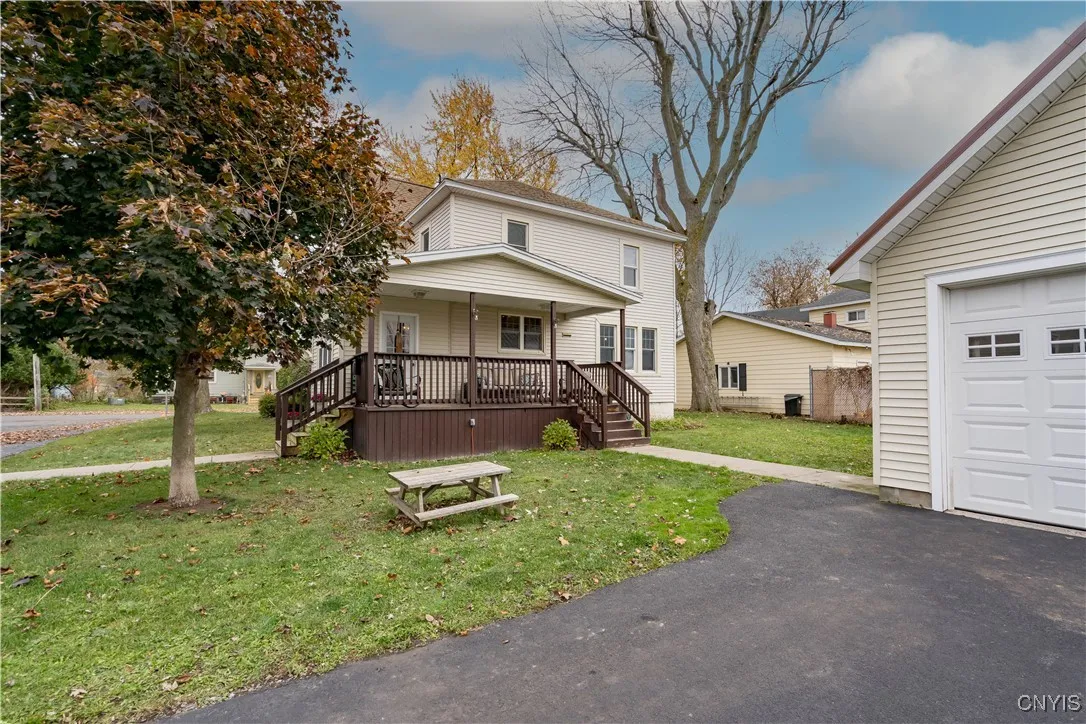 131 Cedar Street, Watertown City, New York 13601, Watertown City, New York 13601, 3 Bedrooms Bedrooms, 8 Rooms Rooms,1 BathroomBathrooms,Residential,For Sale,131 Cedar Street, Watertown City, New York 13601,0,S1650238