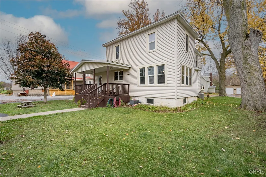 131 Cedar Street, Watertown City, New York 13601, Watertown City, New York 13601, 3 Bedrooms Bedrooms, 8 Rooms Rooms,1 BathroomBathrooms,Residential,For Sale,131 Cedar Street, Watertown City, New York 13601,0,S1650238