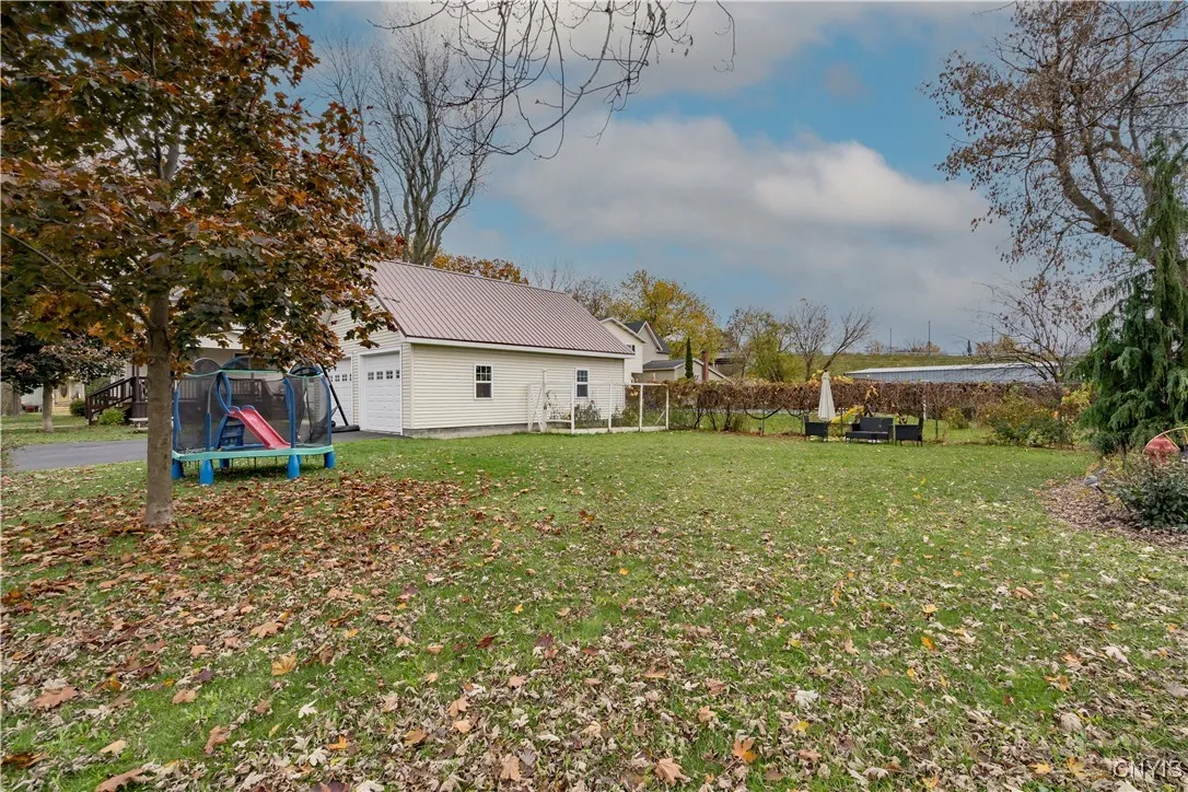 131 Cedar Street, Watertown City, New York 13601, Watertown City, New York 13601, 3 Bedrooms Bedrooms, 8 Rooms Rooms,1 BathroomBathrooms,Residential,For Sale,131 Cedar Street, Watertown City, New York 13601,0,S1650238