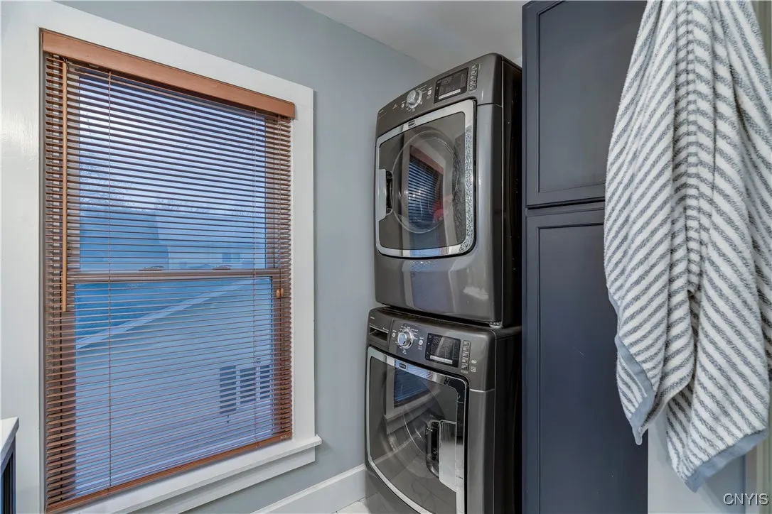 131 Cedar Street, Watertown City, New York 13601, Watertown City, New York 13601, 3 Bedrooms Bedrooms, 8 Rooms Rooms,1 BathroomBathrooms,Residential,For Sale,131 Cedar Street, Watertown City, New York 13601,0,S1650238