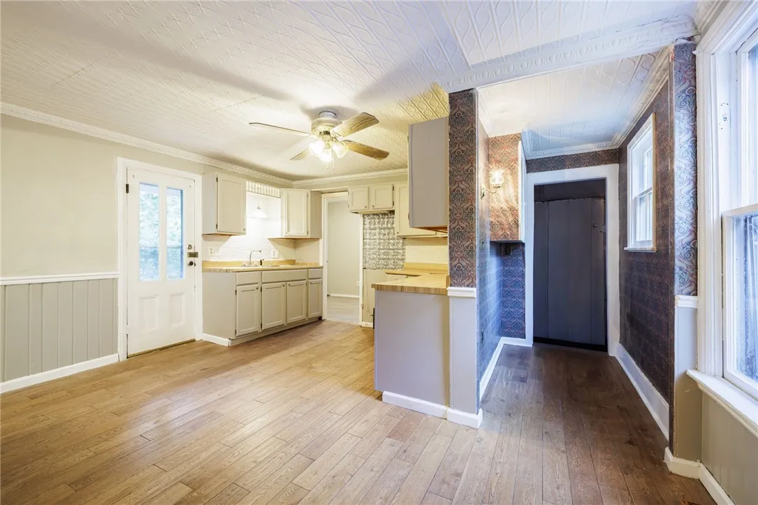 64 Flanders Street, Rochester, New York 14619, Rochester, New York 14619, 3 Bedrooms Bedrooms, 7 Rooms Rooms,1 BathroomBathrooms,Residential,For Sale,64 Flanders Street, Rochester, New York 14619,0,R1650430