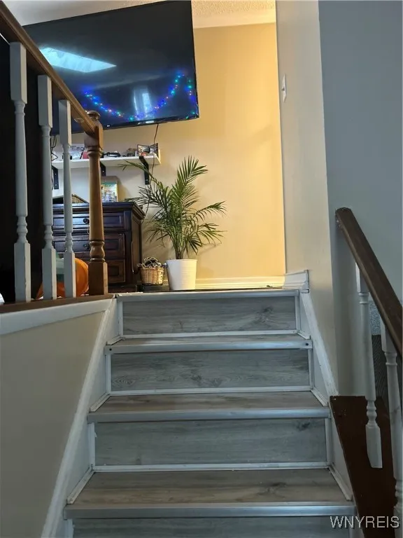 1317 Crescent Drive, Evans, New York 14047, Evans, New York 14047, 3 Bedrooms Bedrooms, 5 Rooms Rooms,1 BathroomBathrooms,Residential,For Sale,1317 Crescent Drive, Evans, New York 14047,0,B1650411