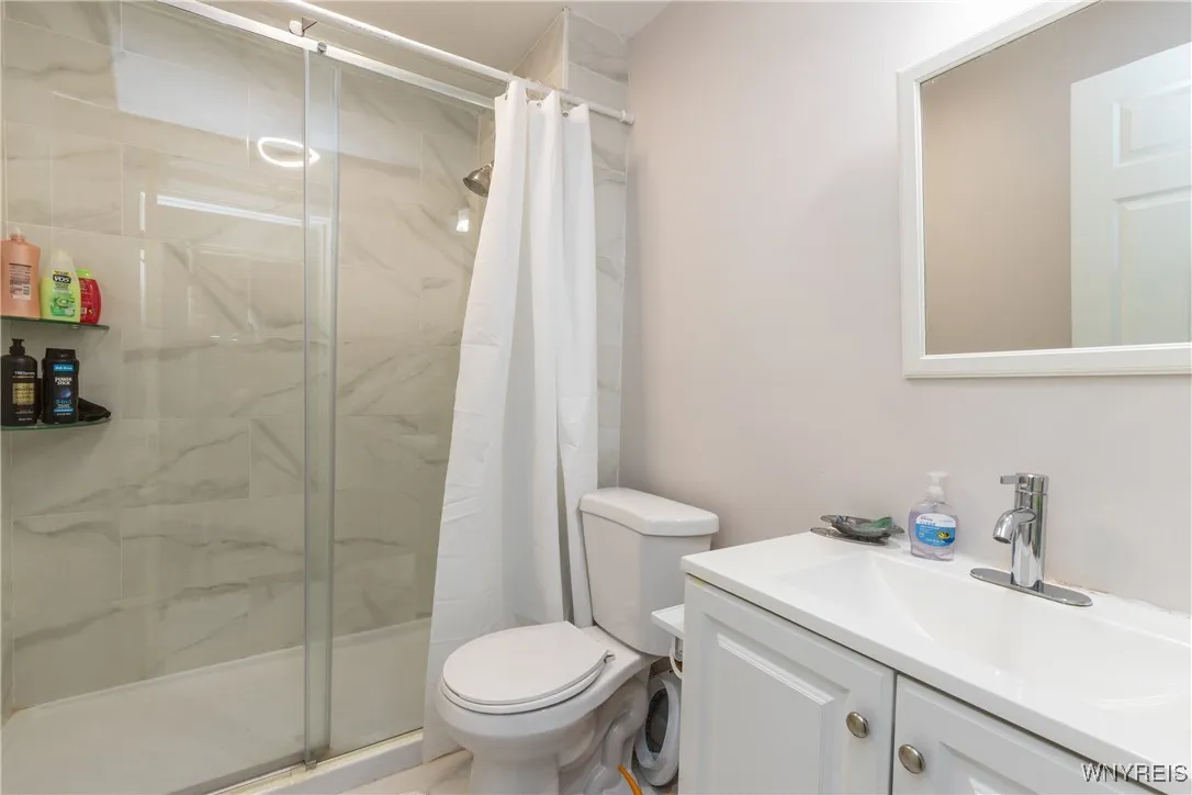 502 Fargo Avenue, Buffalo, New York 14213, Buffalo, New York 14213, 9 Bedrooms Bedrooms, ,4 BathroomsBathrooms,Residential,For Sale,502 Fargo Avenue, Buffalo, New York 14213,0,B1650013