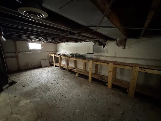 89 Nye Park, Rochester, New York 14621, Rochester, New York 14621, 4 Bedrooms Bedrooms, 8 Rooms Rooms,1 BathroomBathrooms,Residential,For Sale,89 Nye Park, Rochester, New York 14621,0,R1650240