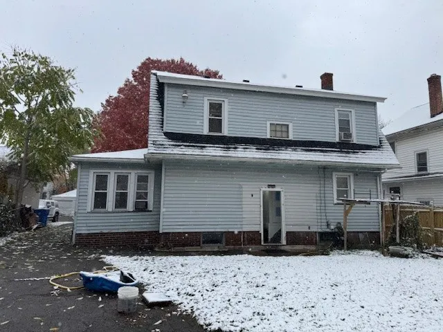 89 Nye Park, Rochester, New York 14621, Rochester, New York 14621, 4 Bedrooms Bedrooms, 8 Rooms Rooms,1 BathroomBathrooms,Residential,For Sale,89 Nye Park, Rochester, New York 14621,0,R1650240