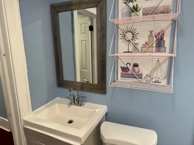 89 Nye Park, Rochester, New York 14621, Rochester, New York 14621, 4 Bedrooms Bedrooms, 8 Rooms Rooms,1 BathroomBathrooms,Residential,For Sale,89 Nye Park, Rochester, New York 14621,0,R1650240