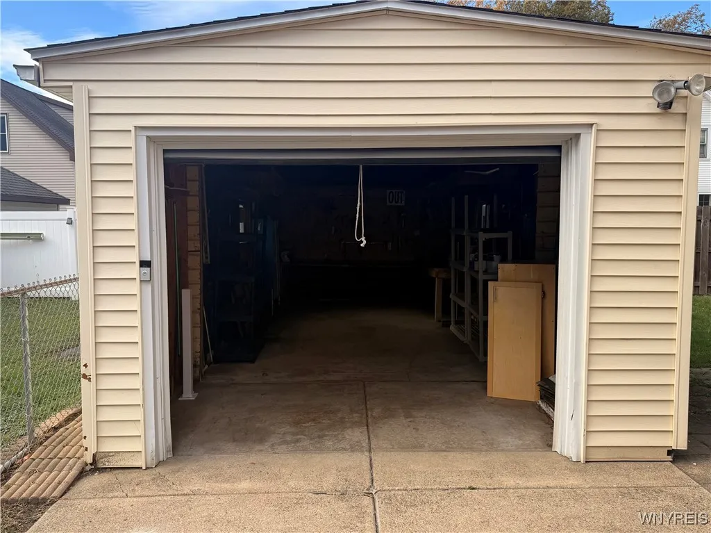 84 Alsace Avenue, Buffalo, New York 14220, Buffalo, New York 14220, 3 Bedrooms Bedrooms, 7 Rooms Rooms,1 BathroomBathrooms,Residential,For Sale,84 Alsace Avenue, Buffalo, New York 14220,0,B1650262