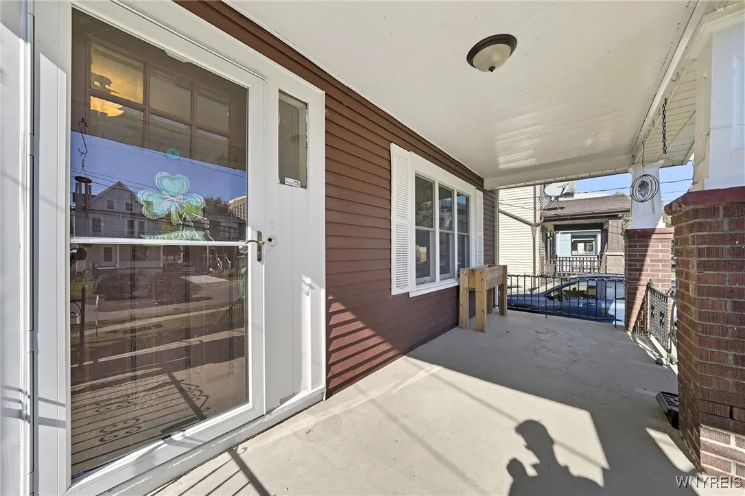 84 Alsace Avenue, Buffalo, New York 14220, Buffalo, New York 14220, 3 Bedrooms Bedrooms, 7 Rooms Rooms,1 BathroomBathrooms,Residential,For Sale,84 Alsace Avenue, Buffalo, New York 14220,0,B1650262