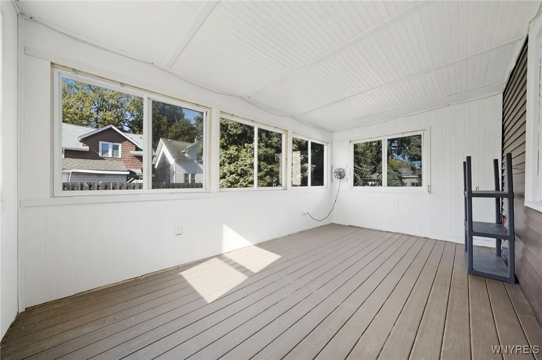 84 Alsace Avenue, Buffalo, New York 14220, Buffalo, New York 14220, 3 Bedrooms Bedrooms, 7 Rooms Rooms,1 BathroomBathrooms,Residential,For Sale,84 Alsace Avenue, Buffalo, New York 14220,0,B1650262