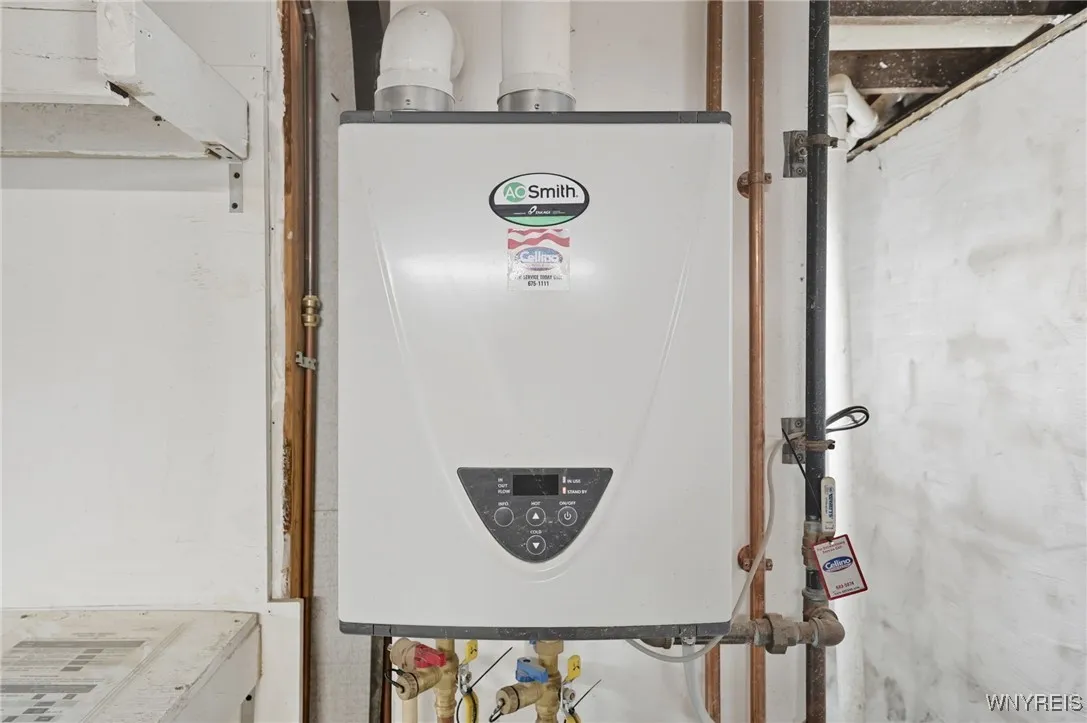 84 Alsace Avenue, Buffalo, New York 14220, Buffalo, New York 14220, 3 Bedrooms Bedrooms, 7 Rooms Rooms,1 BathroomBathrooms,Residential,For Sale,84 Alsace Avenue, Buffalo, New York 14220,0,B1650262