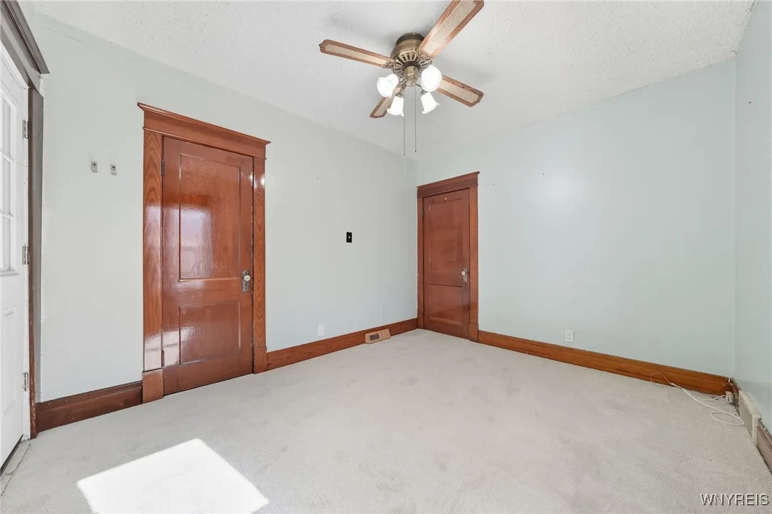 84 Alsace Avenue, Buffalo, New York 14220, Buffalo, New York 14220, 3 Bedrooms Bedrooms, 7 Rooms Rooms,1 BathroomBathrooms,Residential,For Sale,84 Alsace Avenue, Buffalo, New York 14220,0,B1650262