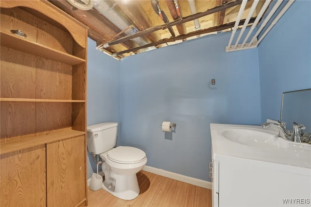 84 Alsace Avenue, Buffalo, New York 14220, Buffalo, New York 14220, 3 Bedrooms Bedrooms, 7 Rooms Rooms,1 BathroomBathrooms,Residential,For Sale,84 Alsace Avenue, Buffalo, New York 14220,0,B1650262