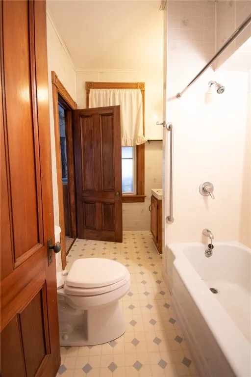 17 State Street, Oxford, New York 13830, Oxford, New York 13830, 5 Bedrooms Bedrooms, 12 Rooms Rooms,2 BathroomsBathrooms,Residential,For Sale,17 State Street, Oxford, New York 13830,0,R1649955