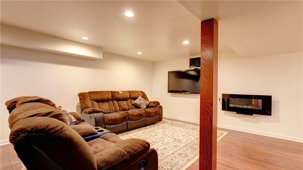 3092 East Bayard Street Extension, Seneca Falls, N, Seneca Falls, New York 13148, 2 Bedrooms Bedrooms, 6 Rooms Rooms,1 BathroomBathrooms,Residential,For Sale,3092 East Bayard Street Extension, Seneca Falls, N,0,R1650116