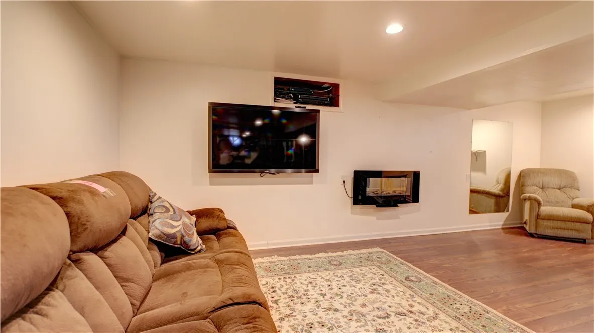 3092 East Bayard Street Extension, Seneca Falls, N, Seneca Falls, New York 13148, 2 Bedrooms Bedrooms, 6 Rooms Rooms,1 BathroomBathrooms,Residential,For Sale,3092 East Bayard Street Extension, Seneca Falls, N,0,R1650116