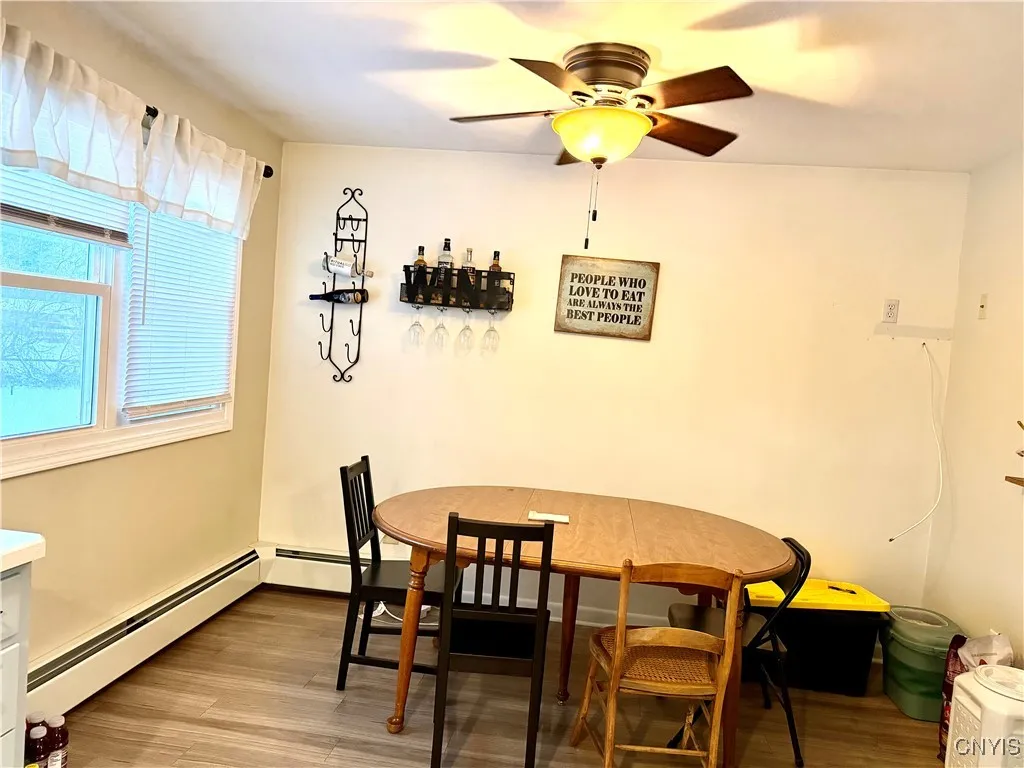 kitchen/dining room