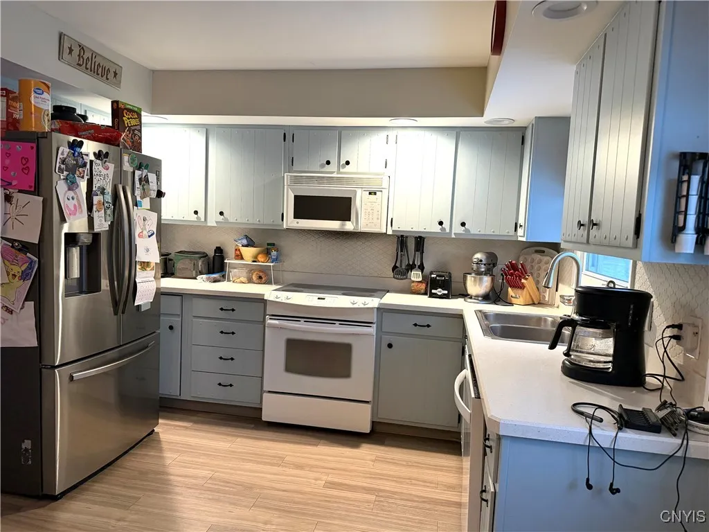 6 Hooker Avenue, Homer, New York 13077, Homer, New York 13077, 3 Bedrooms Bedrooms, 11 Rooms Rooms,2 BathroomsBathrooms,Residential,For Sale,6 Hooker Avenue, Homer, New York 13077,0,S1649956