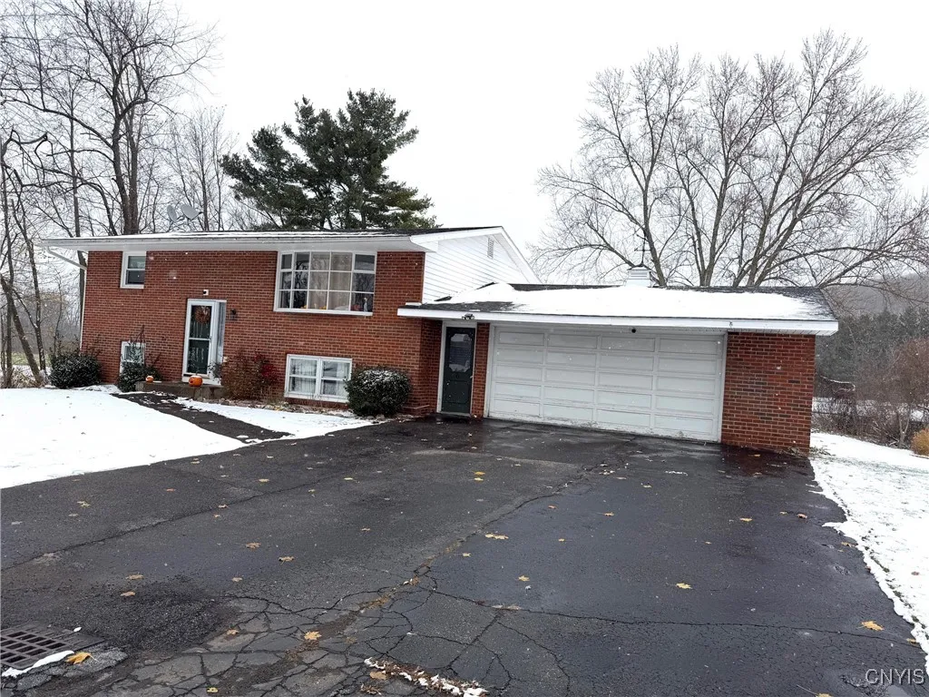 6 Hooker Avenue, Homer, New York 13077, Homer, New York 13077, 3 Bedrooms Bedrooms, 11 Rooms Rooms,2 BathroomsBathrooms,Residential,For Sale,6 Hooker Avenue, Homer, New York 13077,0,S1649956