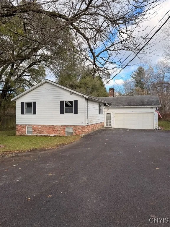 5831 Stokes Lee Center Road, Lee, New York 13363, Lee, New York 13363, 5 Bedrooms Bedrooms, 9 Rooms Rooms,2 BathroomsBathrooms,Residential,For Sale,5831 Stokes Lee Center Road, Lee, New York 13363,0,S1650286