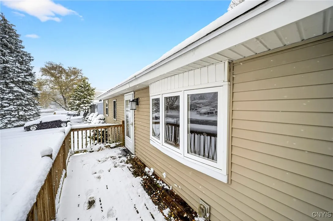 310 Midwood Drive, Salina, New York 13088, Salina, New York 13088, 3 Bedrooms Bedrooms, 9 Rooms Rooms,2 BathroomsBathrooms,Residential Lease,For Rent,310 Midwood Drive, Salina, New York 13088,0,S1650432