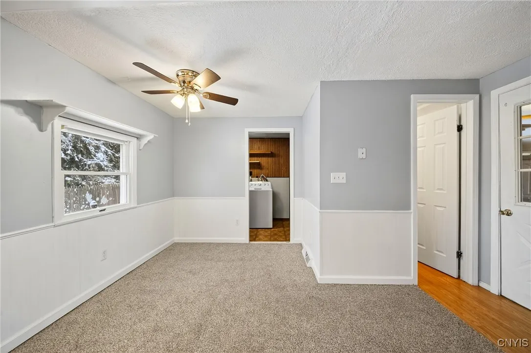 310 Midwood Drive, Salina, New York 13088, Salina, New York 13088, 3 Bedrooms Bedrooms, 9 Rooms Rooms,2 BathroomsBathrooms,Residential Lease,For Rent,310 Midwood Drive, Salina, New York 13088,0,S1650432