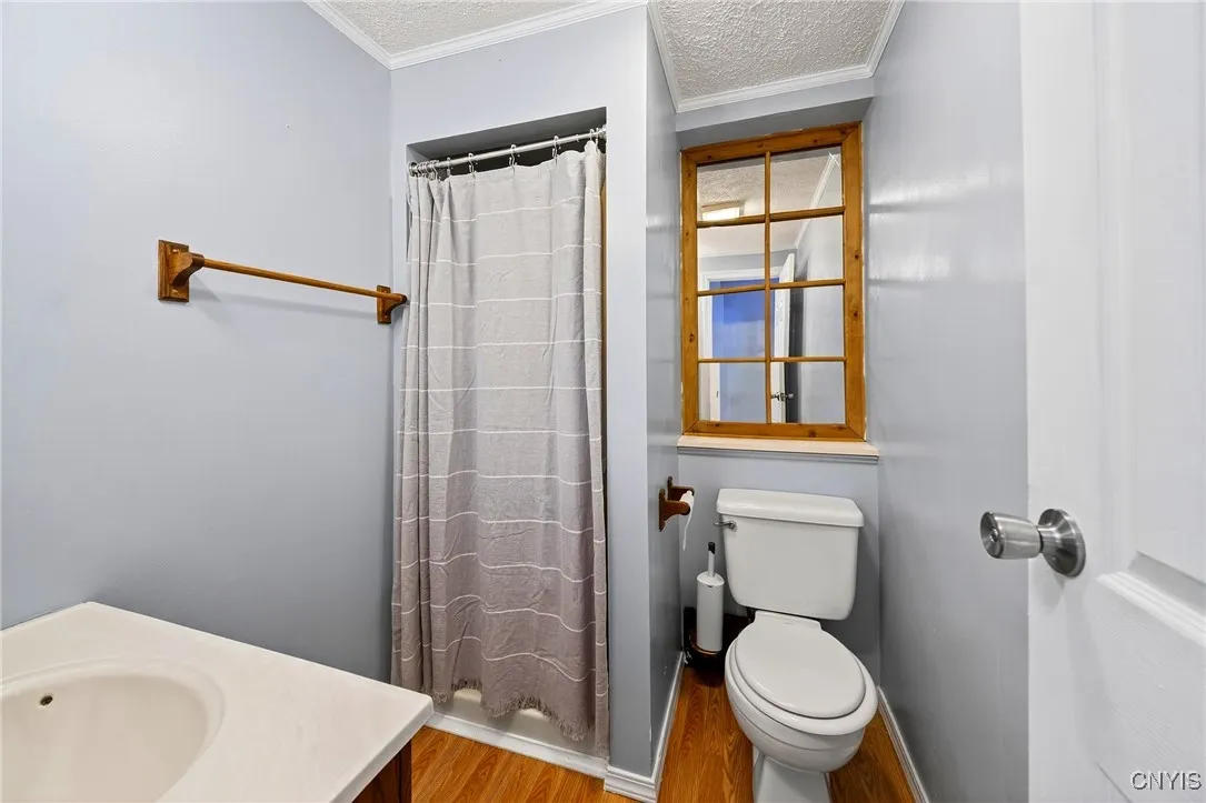 310 Midwood Drive, Salina, New York 13088, Salina, New York 13088, 3 Bedrooms Bedrooms, 9 Rooms Rooms,2 BathroomsBathrooms,Residential Lease,For Rent,310 Midwood Drive, Salina, New York 13088,0,S1650432