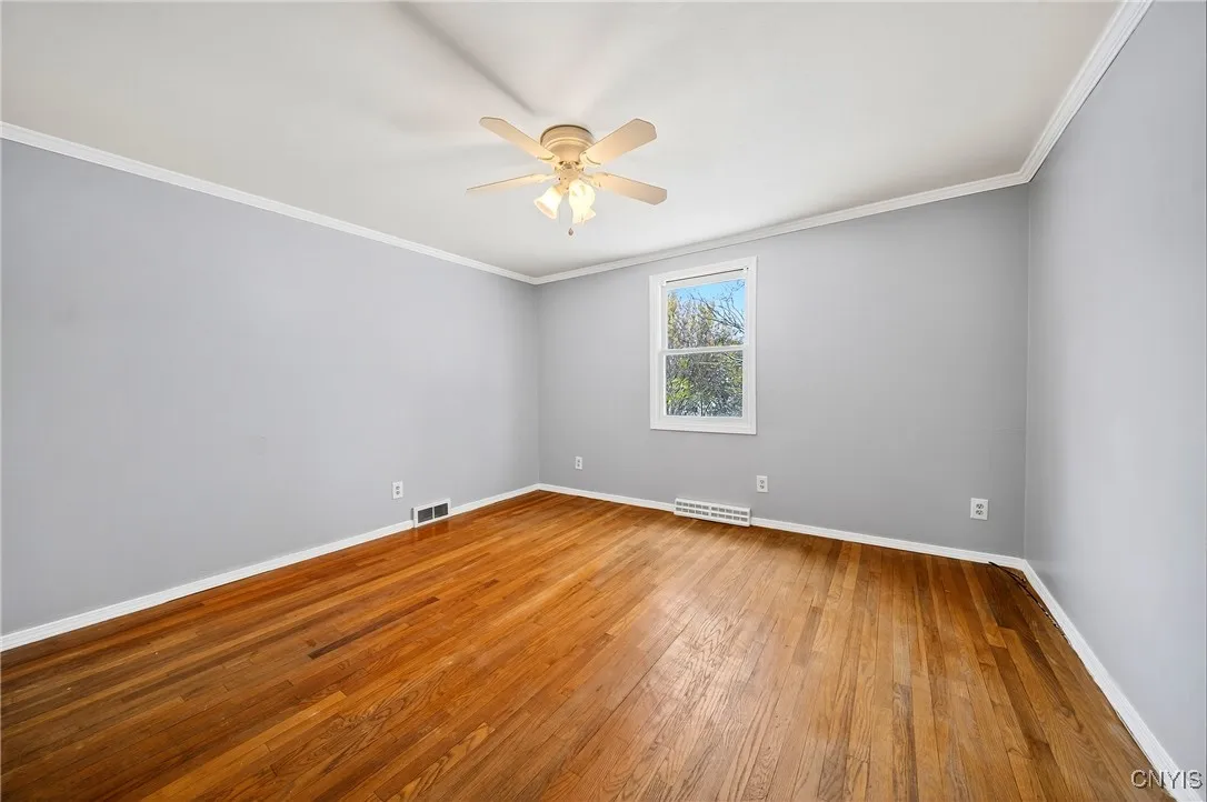 310 Midwood Drive, Salina, New York 13088, Salina, New York 13088, 3 Bedrooms Bedrooms, 9 Rooms Rooms,2 BathroomsBathrooms,Residential Lease,For Rent,310 Midwood Drive, Salina, New York 13088,0,S1650432