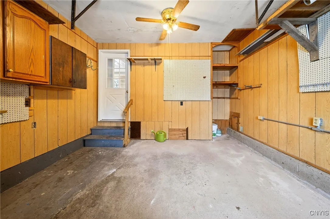 310 Midwood Drive, Salina, New York 13088, Salina, New York 13088, 3 Bedrooms Bedrooms, 9 Rooms Rooms,2 BathroomsBathrooms,Residential Lease,For Rent,310 Midwood Drive, Salina, New York 13088,0,S1650432