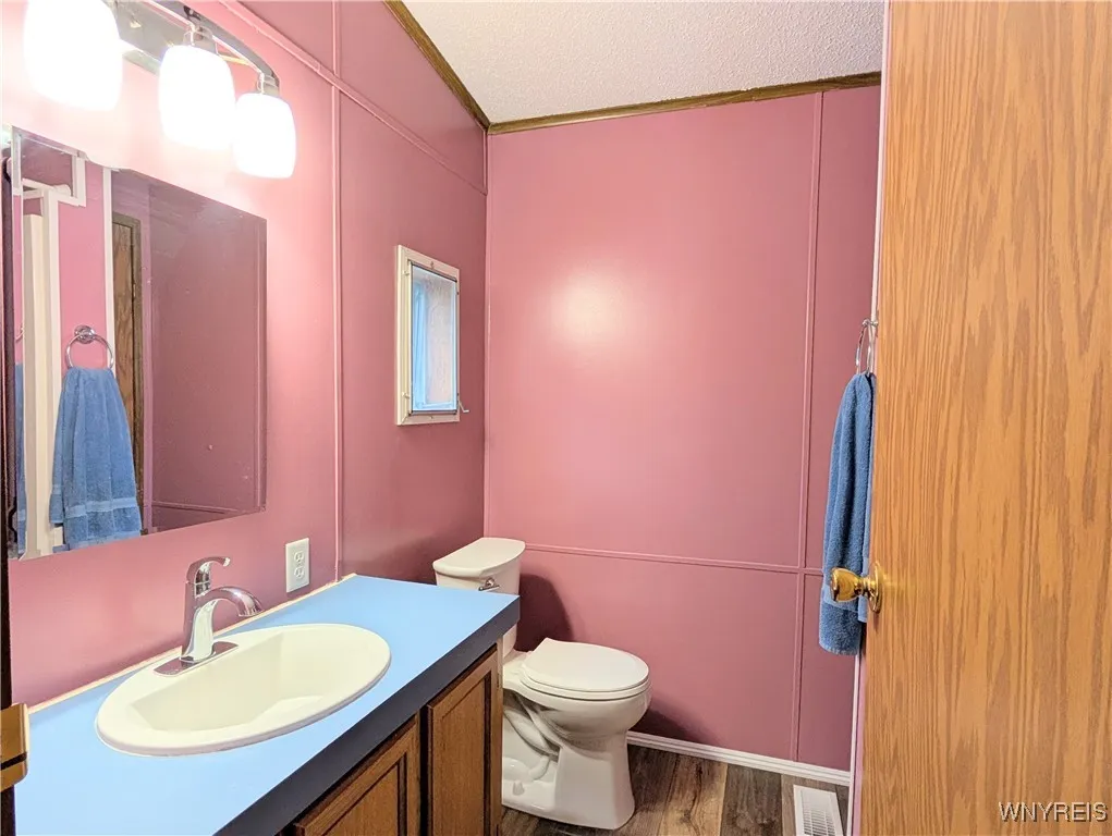 The Full Bathroom off the Primary bedroom