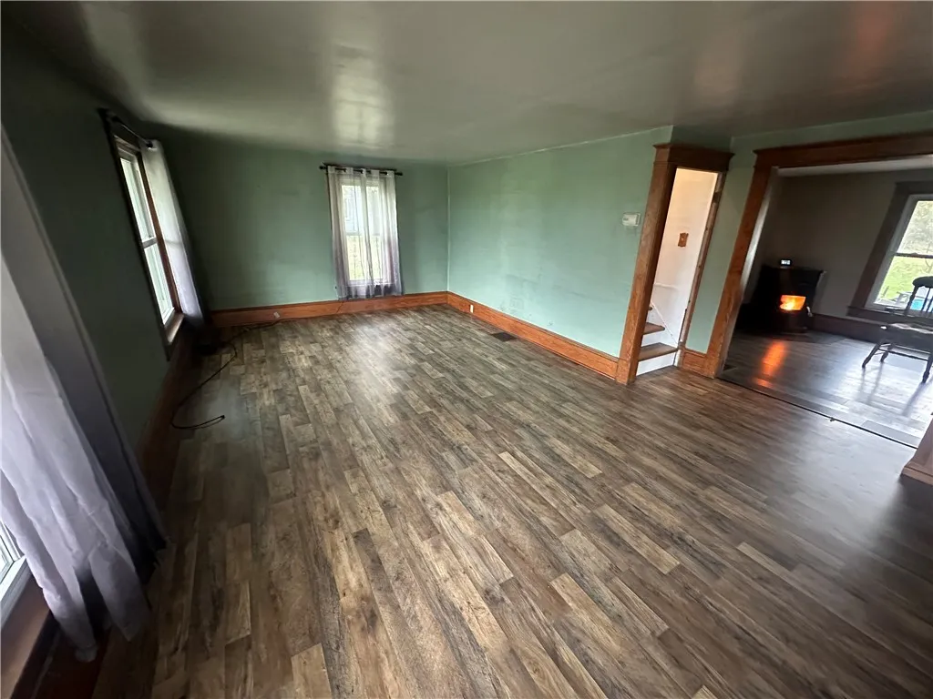10286 Roosevelt Highway, Yates, New York 14098, Yates, New York 14098, 3 Bedrooms Bedrooms, 7 Rooms Rooms,1 BathroomBathrooms,Residential,For Sale,10286 Roosevelt Highway, Yates, New York 14098,0,R1649165