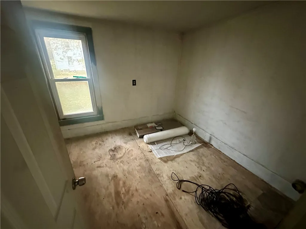 10286 Roosevelt Highway, Yates, New York 14098, Yates, New York 14098, 3 Bedrooms Bedrooms, 7 Rooms Rooms,1 BathroomBathrooms,Residential,For Sale,10286 Roosevelt Highway, Yates, New York 14098,0,R1649165