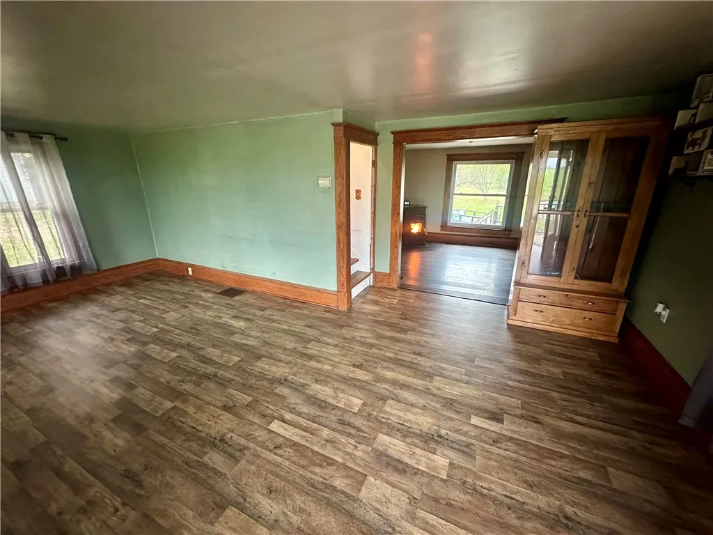 10286 Roosevelt Highway, Yates, New York 14098, Yates, New York 14098, 3 Bedrooms Bedrooms, 7 Rooms Rooms,1 BathroomBathrooms,Residential,For Sale,10286 Roosevelt Highway, Yates, New York 14098,0,R1649165