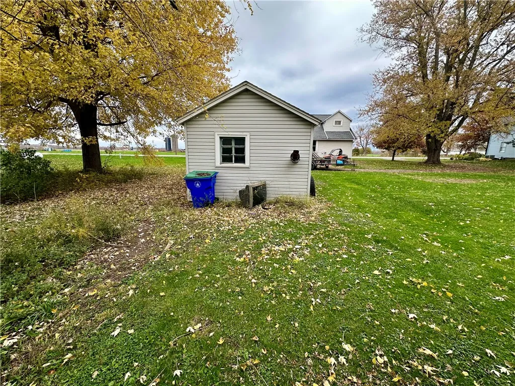 10286 Roosevelt Highway, Yates, New York 14098, Yates, New York 14098, 3 Bedrooms Bedrooms, 7 Rooms Rooms,1 BathroomBathrooms,Residential,For Sale,10286 Roosevelt Highway, Yates, New York 14098,0,R1649165