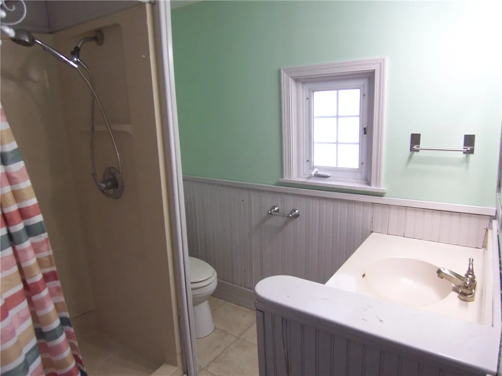 1807 Spafford Rd, Phelps, New York 14532, Phelps, New York 14532, 3 Bedrooms Bedrooms, 7 Rooms Rooms,2 BathroomsBathrooms,Residential,For Sale,1807 Spafford Rd, Phelps, New York 14532,0,R1650396