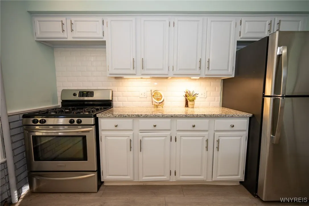 555 West Ferry Street, Buffalo, New York 14222, Buffalo, New York 14222, 4 Bedrooms Bedrooms, 7 Rooms Rooms,1 BathroomBathrooms,Residential,For Sale,555 West Ferry Street, Buffalo, New York 14222,0,B1648956