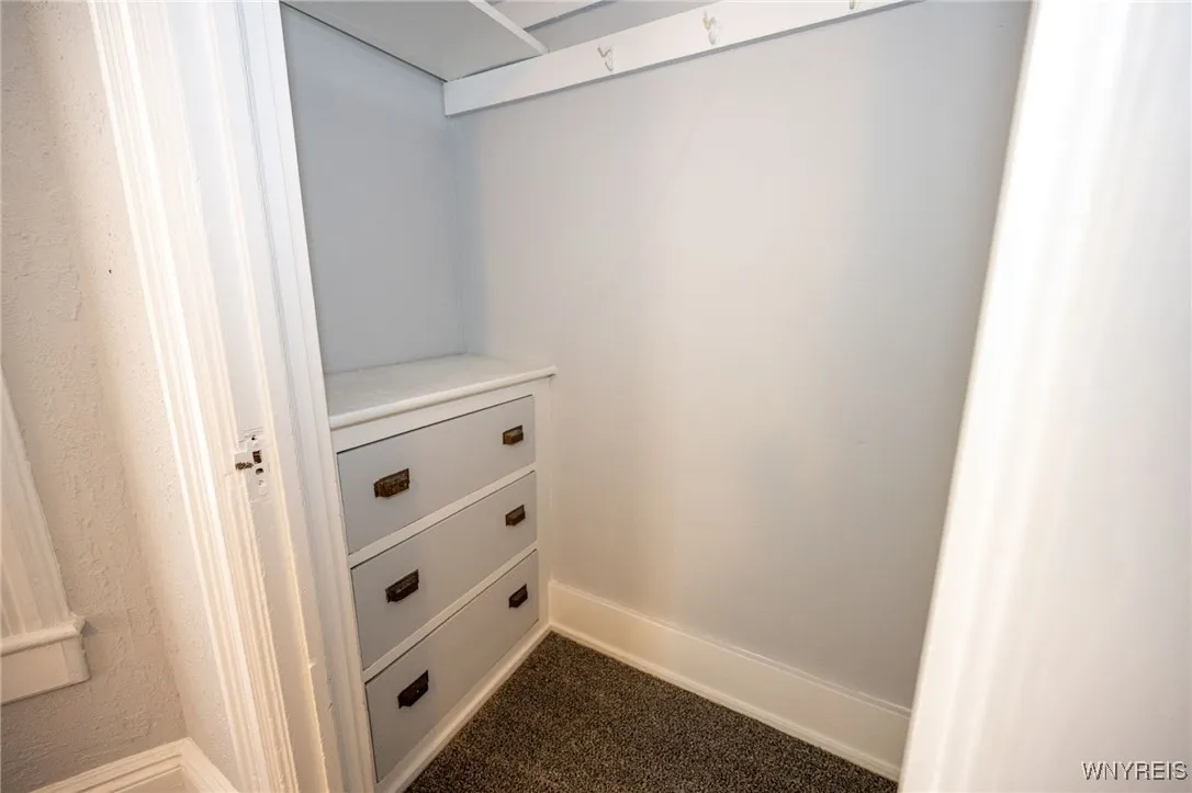 555 West Ferry Street, Buffalo, New York 14222, Buffalo, New York 14222, 4 Bedrooms Bedrooms, 7 Rooms Rooms,1 BathroomBathrooms,Residential,For Sale,555 West Ferry Street, Buffalo, New York 14222,0,B1648956