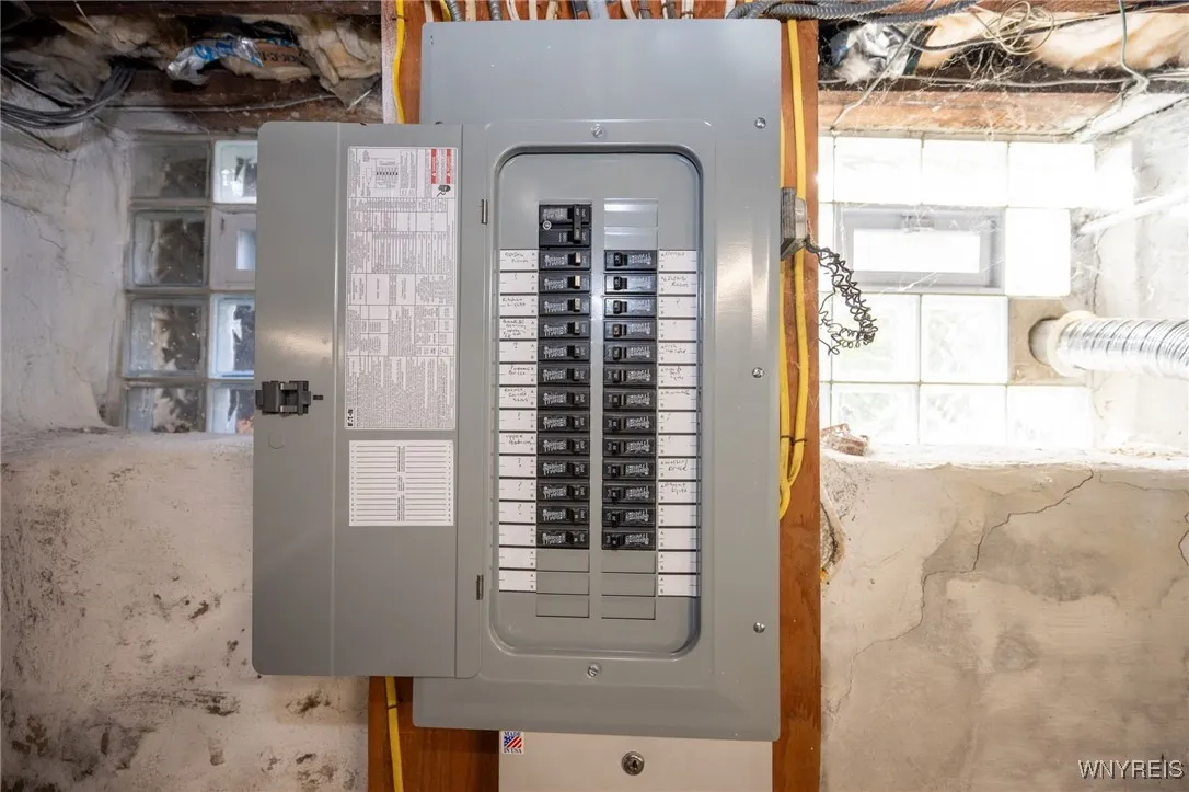 555 West Ferry Street, Buffalo, New York 14222, Buffalo, New York 14222, 4 Bedrooms Bedrooms, 7 Rooms Rooms,1 BathroomBathrooms,Residential,For Sale,555 West Ferry Street, Buffalo, New York 14222,0,B1648956