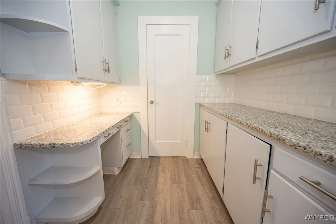 555 West Ferry Street, Buffalo, New York 14222, Buffalo, New York 14222, 4 Bedrooms Bedrooms, 7 Rooms Rooms,1 BathroomBathrooms,Residential,For Sale,555 West Ferry Street, Buffalo, New York 14222,0,B1648956