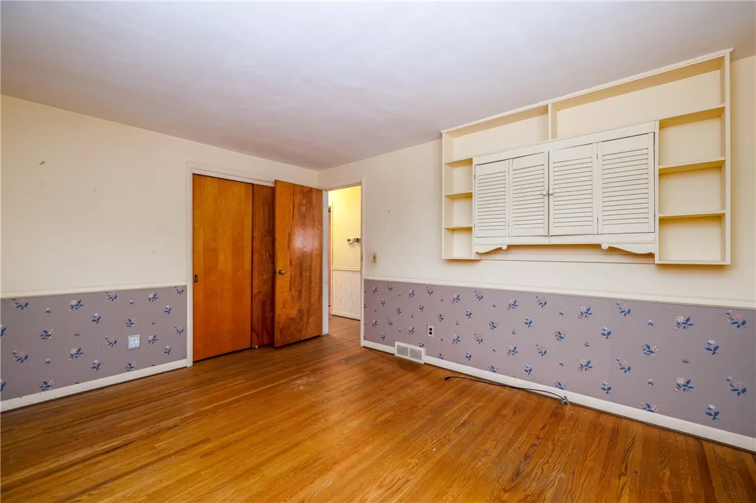 282 Straub Road, Greece, New York 14626, Greece, New York 14626, 3 Bedrooms Bedrooms, 8 Rooms Rooms,1 BathroomBathrooms,Residential,For Sale,282 Straub Road, Greece, New York 14626,0,R1650438